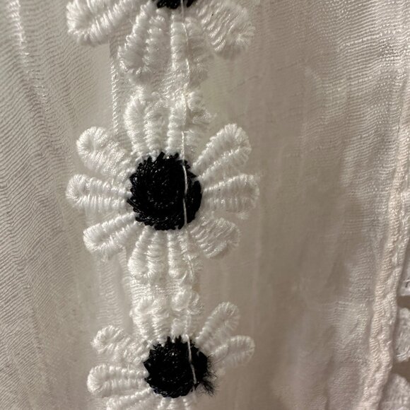 Janice Apparel NWT White Crochet Embroidered Daisy Flower Kimono Cover Up Viscos - Picture 4 of 8